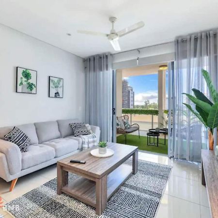 Central City 3 Bed Apt, Pool, 2 Free Secured Parks Apartment Darwin Exterior photo